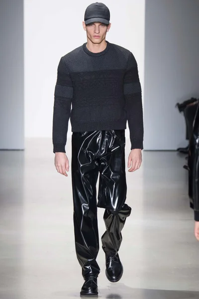 Look 26